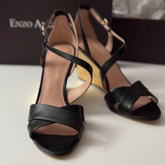 Enzo Angiolini Wedge Heel Sandals in Black Leather and Golden Cork. New in box. - Picture 3 of 6